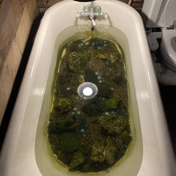 Clay & Fire - Bathroom upstairs - Persian/Iranian Near Me - Kansas City, Missouri