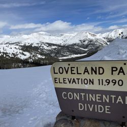 Loveland Pass - Loveland Pass sign and mountains beyond it