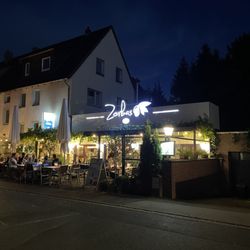 Restaurant Zorbas seit 1982 - Außenansicht