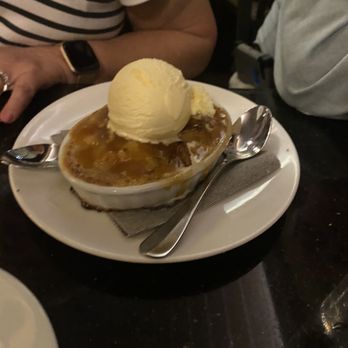 Second Street American Bistro - Caramel pear bread pudding - American Near Me - Williamsburg, Virginia Second Street American Bistro - Caramel pear bread pudding - American Near Me - Williamsburg, Virginia