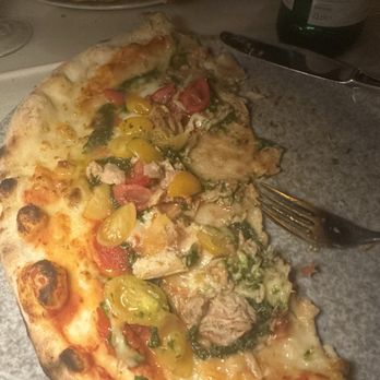 La Marinella - Tuna pizza - trust me it was amazing! This picture does not do it justice. - Pizza Near Me - Quartu Sant'Elena, California La Marinella - Tuna pizza - trust me it was amazing! This picture does not do it justice. - Pizza Near Me - Quartu Sant'Elena, California