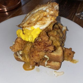 Somo Manayunk - Fried Chicken French Toast with a fried hard egg - New American Near Me - Philadelphia, Pennsylvania Somo Manayunk - Fried Chicken French Toast with a fried hard egg - New American Near Me - Philadelphia, Pennsylvania