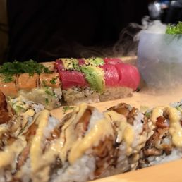 Mafia maki, Smokey roll & red mountain. Mafia maki, Smokey roll & red mountain.