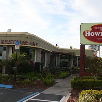 Howley's Restaurant - Diners Near Me - West Palm Beach, Florida