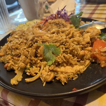 Royal Thai Restaurant - Pineapple rice - Thai Near Me - Tampa, Florida Royal Thai Restaurant - Pineapple rice - Thai Near Me - Tampa, Florida