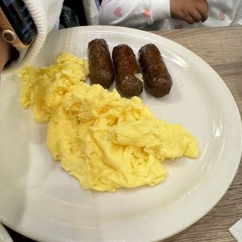 Aloha Stacks - Link Sausage & Eggs - Breakfast & Brunch Near Me - Irvine, California