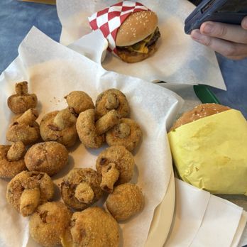 Avocado Burger - Breakfast & Brunch Near Me - Ontario, California