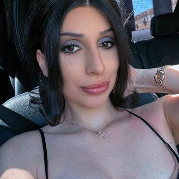 MAC Cosmetics - Beige did my makeup for the wedding I was attending and she did a fantastic job ive never felt more confident - Makeup Artists Near Me - Los Angeles, California