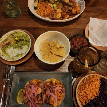 Cocina Hermanas - Vegetarian tacos w jackfruit Vegetariano Tacos (Vegetarian Tacos) and my mom got camarones al ajo. - Mexican Near Me - Danville, California Cocina Hermanas - Vegetarian tacos w jackfruit Vegetariano Tacos (Vegetarian Tacos) and my mom got camarones al ajo. - Mexican Near Me - Danville, California