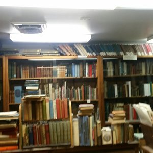 DAWN TREADER BOOK SHOP - 36 Photos & 58 Reviews - Bookbinding - 514 E ...