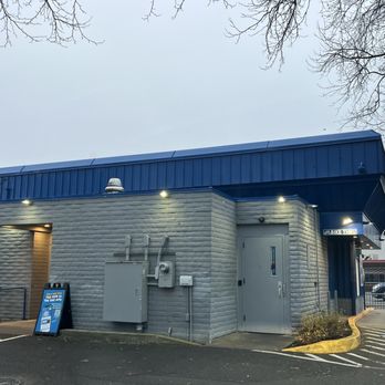 Dutch Bros Coffee - Coffee & Tea Near Me - Portland, Oregon Dutch Bros Coffee - Coffee & Tea Near Me - Portland, Oregon