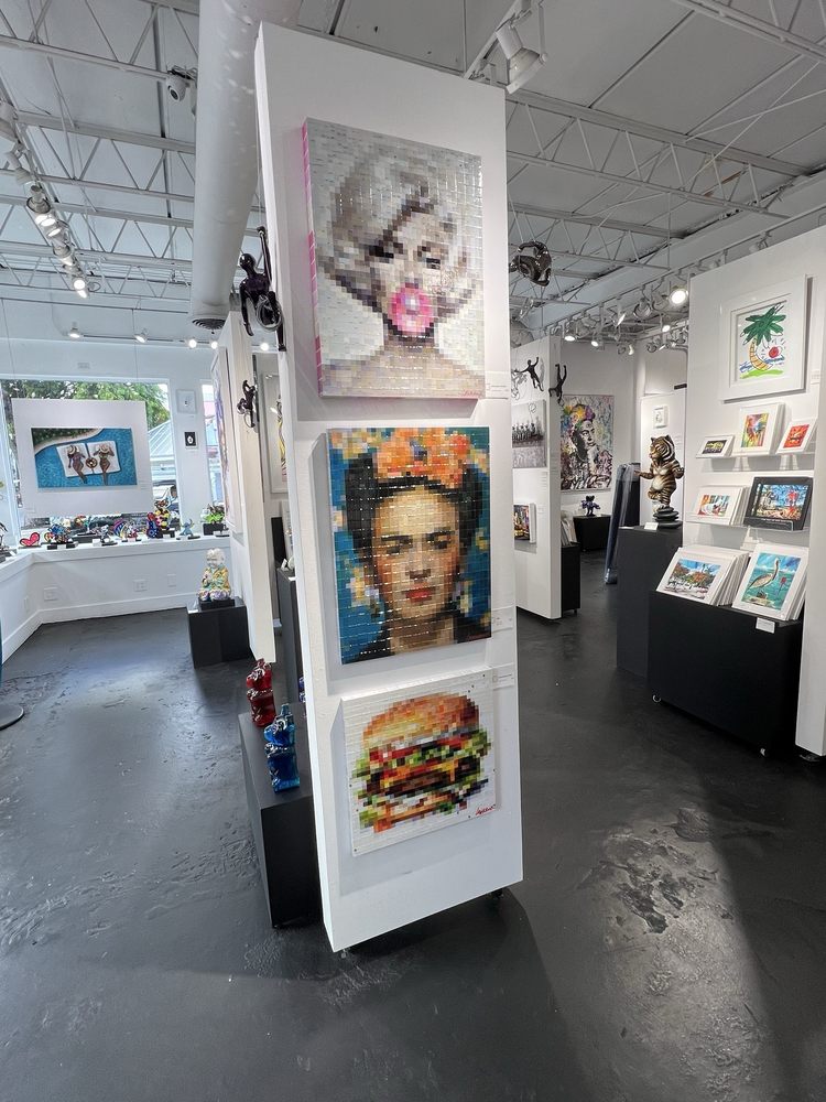 Effusion Gallery