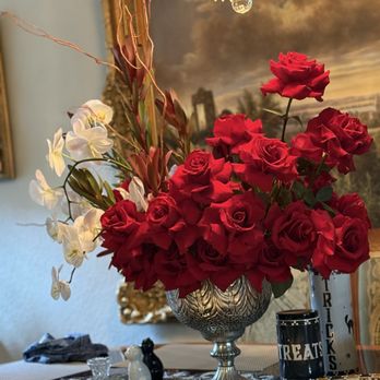 VLM Flowers - Florists Near Me - Pasadena, California