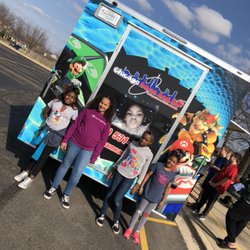 Chicago Game And Go - Bring out your friends to celebrate with Chicago Game and Go
