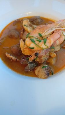 Restaurante F by null