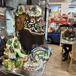 Giant Panetone