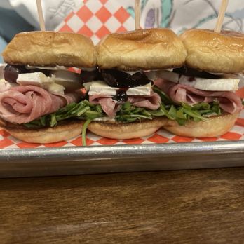 Peninsula Brewhouse - Brewpubs Near Me - Silverdale, Washington
