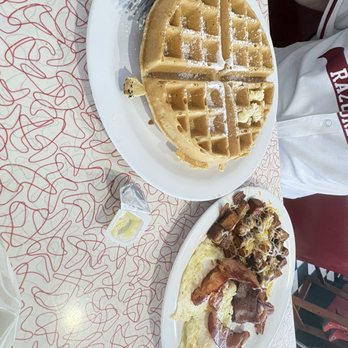 Starlite Diner - Diners Near Me - Daytona Beach, Florida Starlite Diner - Diners Near Me - Daytona Beach, Florida