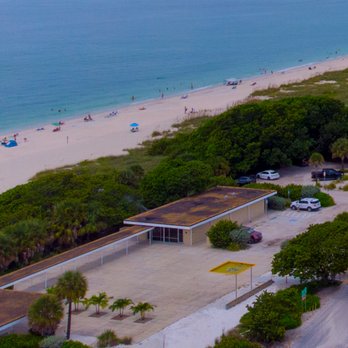 Nokomis Public Beach - The building pictured is the restroom facility on the north end of Nokomis Beach - Beaches Near Me - Nokomis, Florida Nokomis Public Beach - The building pictured is the restroom facility on the north end of Nokomis Beach - Beaches Near Me - Nokomis, Florida