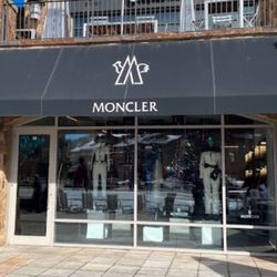 Moncler Vail