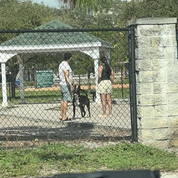 Holiday Park - Dog Parks Near Me - Fort Lauderdale, Florida