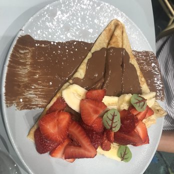 Demetres Downtown Markham - Desserts Near Me - Markham, Ontario