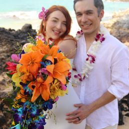 E&Z Secret Cove Beach Amazing Bouquet by Cora E&Z Secret Cove Beach Amazing Bouquet by Cora