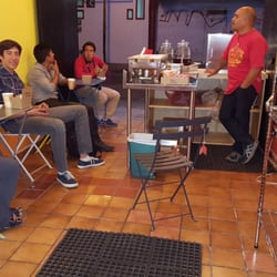 ¡Pinche Poutine! - Tres estudiantes de medicina charlando de poutine