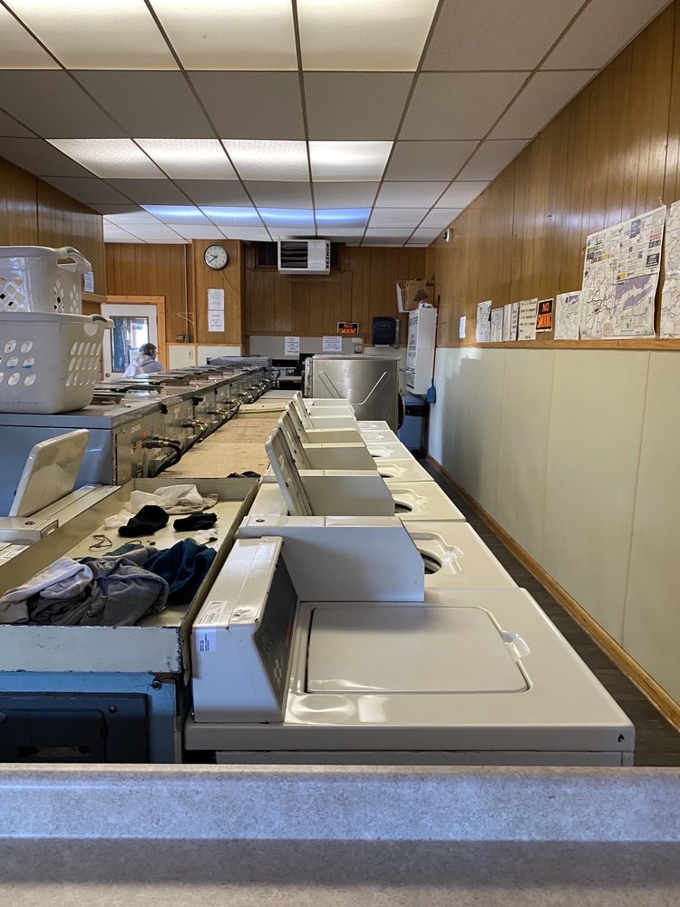 ELY SPEED WASH Updated September 2024 10 Photos 342 E Sheridan St