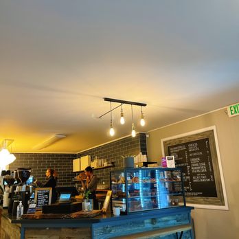 Ballast Coffee - Inside - Coffee & Tea Near Me - San Francisco, California Ballast Coffee - Inside - Coffee & Tea Near Me - San Francisco, California