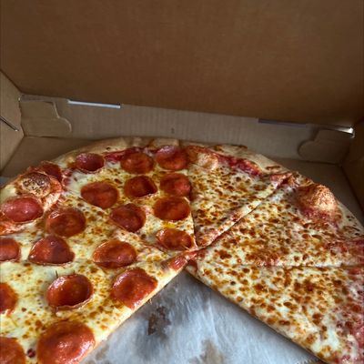 Corner Pizza by null