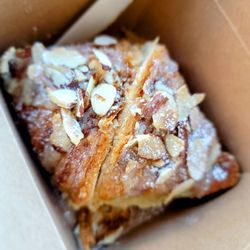 Bloom Bake Shop - Almond croissant