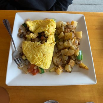The Patio Cafe Santa Barbara - Breakfast & Brunch Near Me - Santa Barbara, California The Patio Cafe Santa Barbara - Breakfast & Brunch Near Me - Santa Barbara, California
