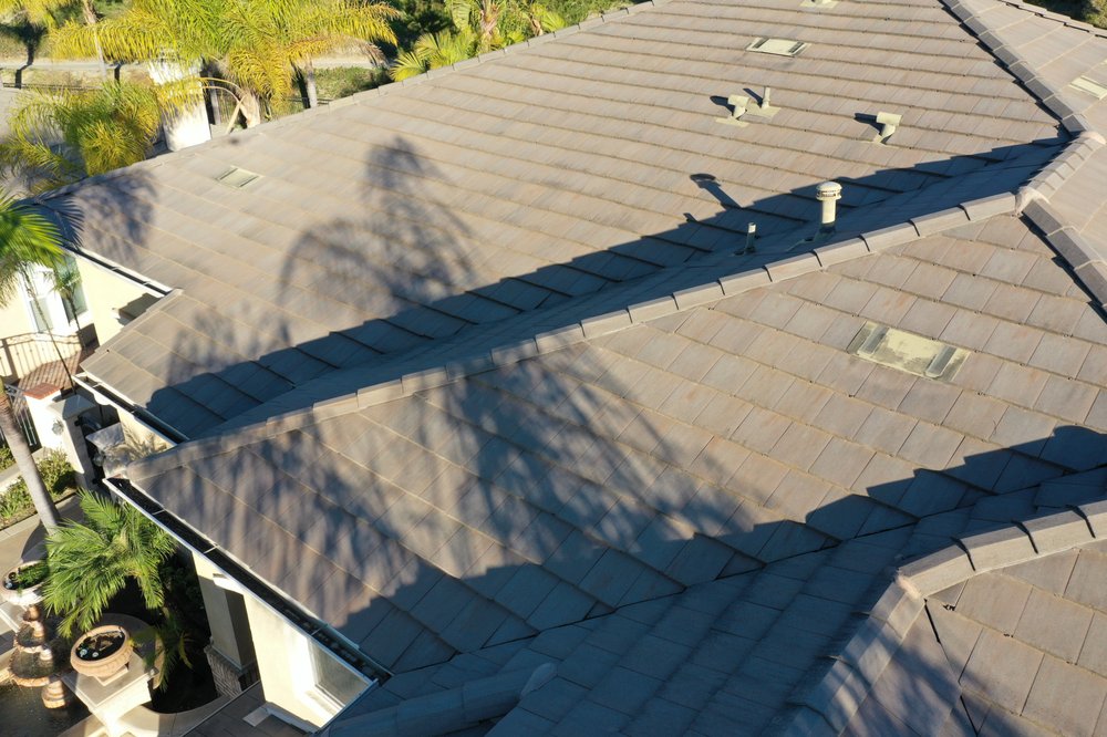 Slide of Roof Tile Pros