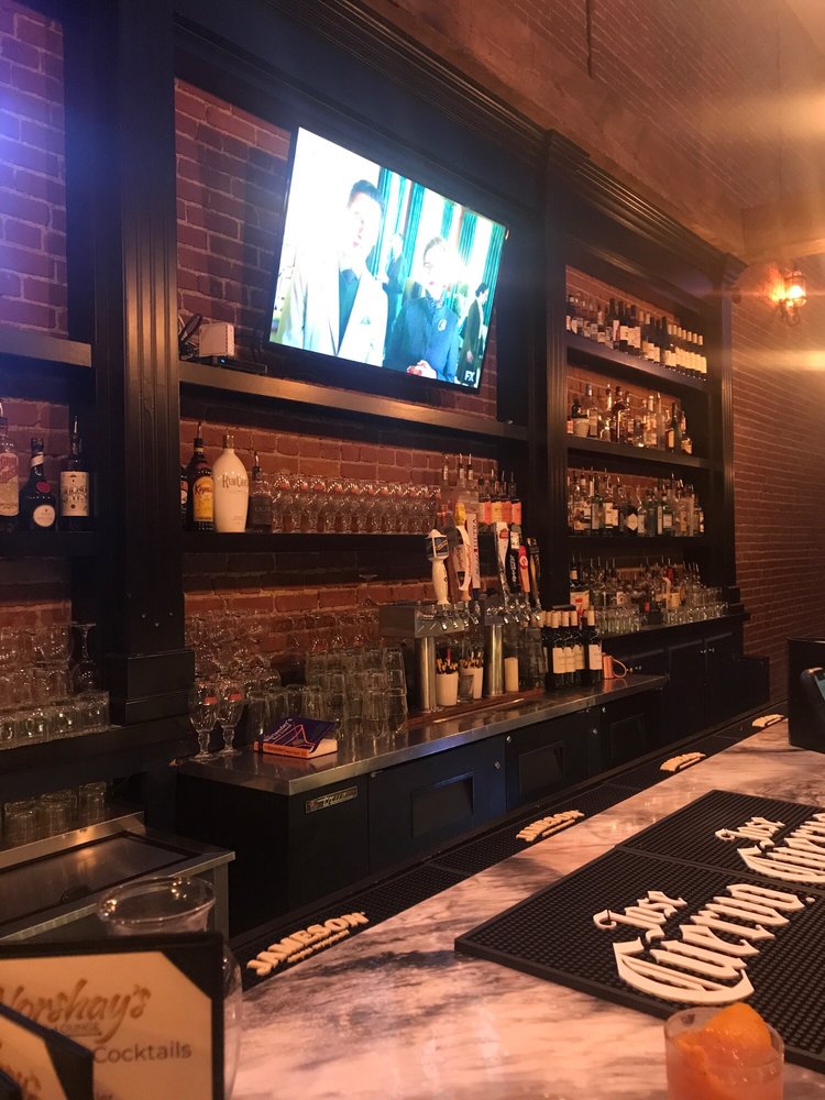 Vorshay’s Cocktail Lounge, Wichita Roadtrippers