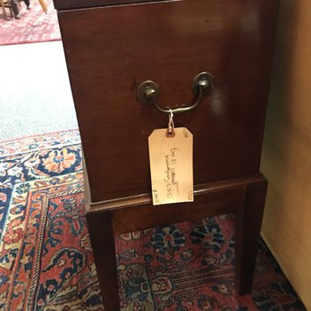 Marketplace Antiques - Antiques Near Me - Gloucester, Virginia