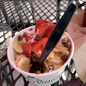 Raining Berries - Coconut based bowl - Acai Bowls Near Me - Lutz, Florida Raining Berries - Coconut based bowl - Acai Bowls Near Me - Lutz, Florida