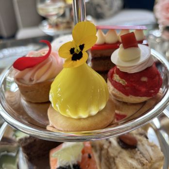 The Belvedere - dessert - Breakfast & Brunch Near Me - Beverly Hills, California The Belvedere - dessert - Breakfast & Brunch Near Me - Beverly Hills, California