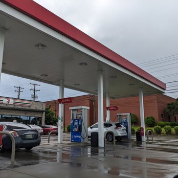 7-Eleven - 7-Eleven, 9501 S Tryon, Charlotte - Convenience Stores Near Me - Charlotte, North Carolina 7-Eleven - 7-Eleven, 9501 S Tryon, Charlotte - Convenience Stores Near Me - Charlotte, North Carolina