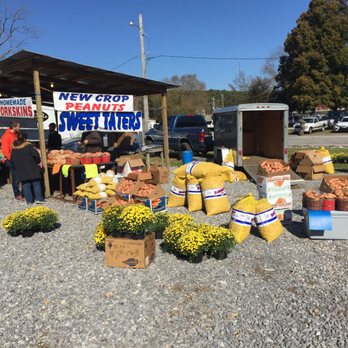Burchfield's Peanuts - Boiled Pnuts - Specialty Food Near Me - Hokes Bluff, Alabama