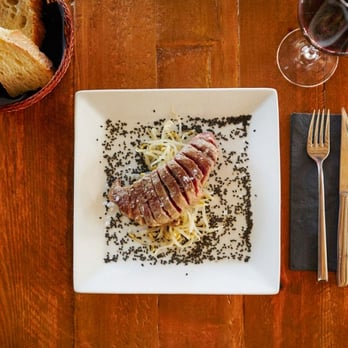 La Lola - Mediterranean Near Me - Valdemoro, M