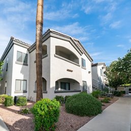 Exterior photo of Bayside Apartments - Phoenix, Arizona Exterior photo of Bayside Apartments - Phoenix, Arizona
