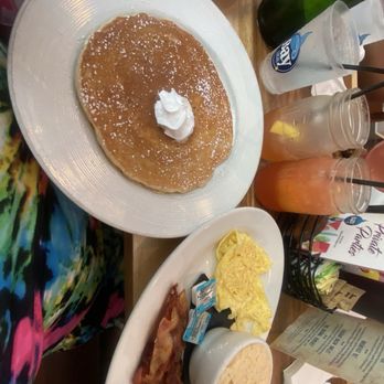 Bay Local Eatery - The Lesner - Breakfast & Brunch Near Me - Virginia Beach, Virginia