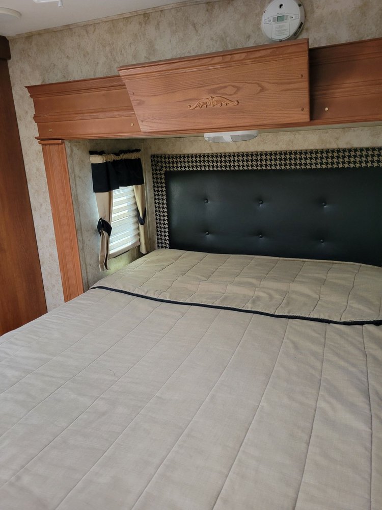 STOLTZFUS RV’S AND MARINE Updated September 2024 10 Photos 3280 N