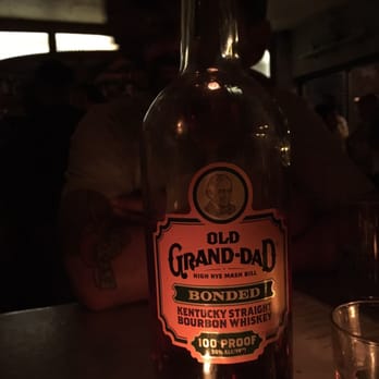 Black Crescent - Old Grand-dad by candlelight - Cocktail Bars Near Me - New York, New York