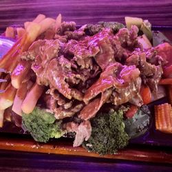 Alings Chinese Bistro - Sizzling Beef Platter