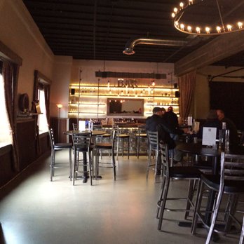 Trail Distilling - Comfortable tasting room - Distilleries Near Me - Oregon City, Oregon