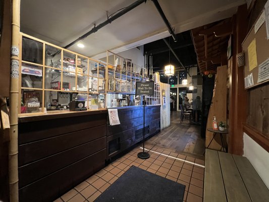 Goshi | Japanese Restaurant by null