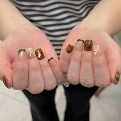 Milavu Nail Studio - NAIL ARTIST: KIM