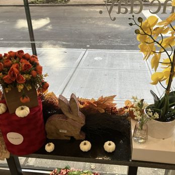 Le Rose Atelier - Autumn silk flower arrangement - Florists Near Me - New York, New York Le Rose Atelier - Autumn silk flower arrangement - Florists Near Me - New York, New York